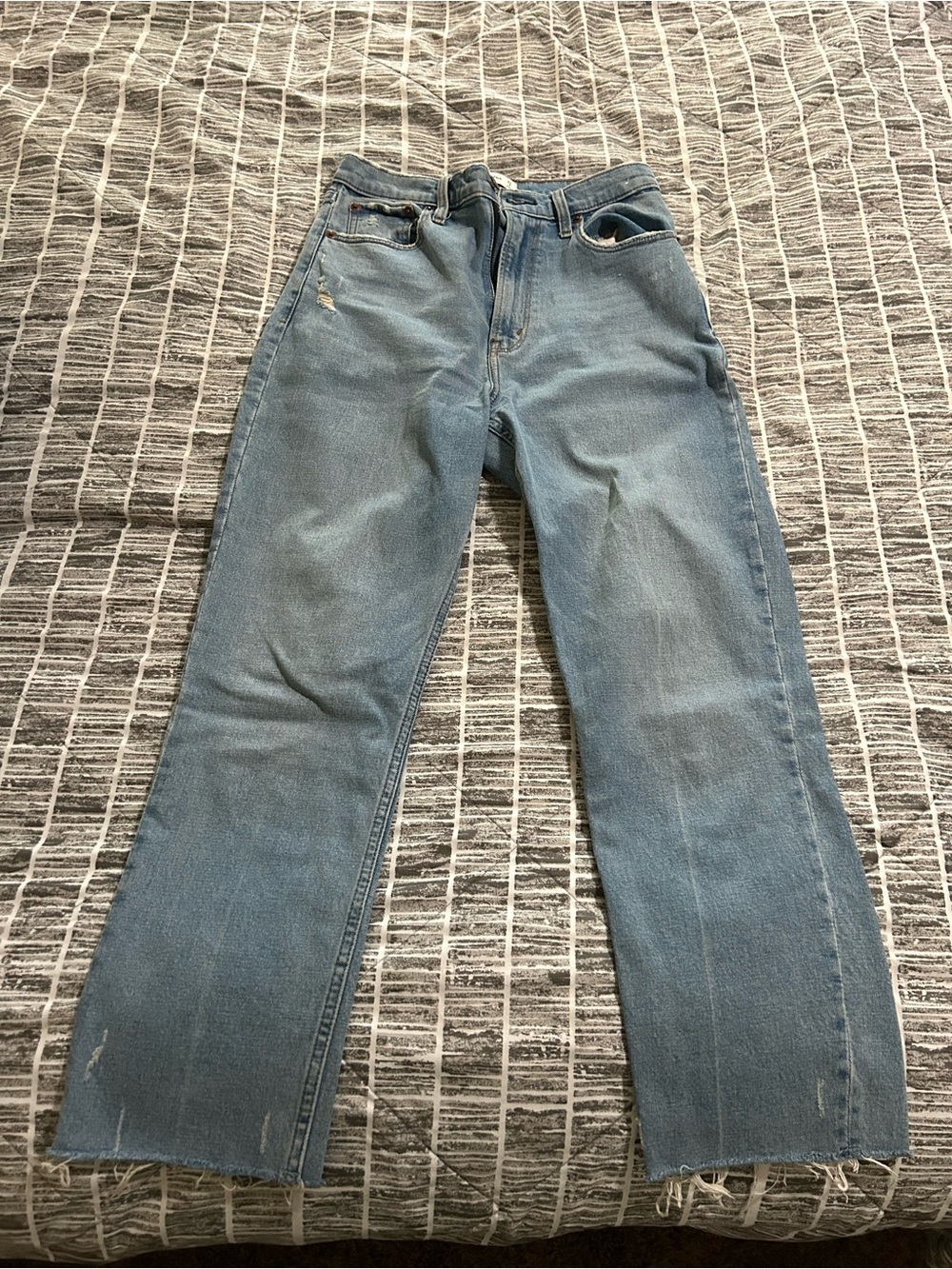 Abercrombie & Fitch Women's Straight-Leg Jeans in Light Blue Denim